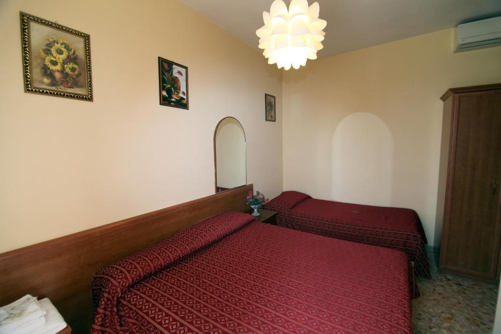 Hotel Stella Elsa Rom Zimmer foto